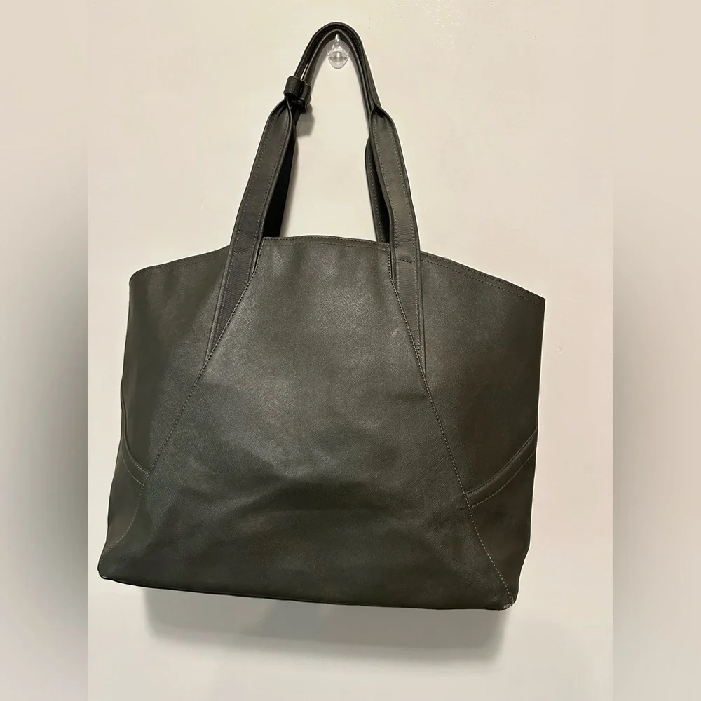 Lululemon All Day Tote and Small Pouch Dark Olive - Picture 3 of 16